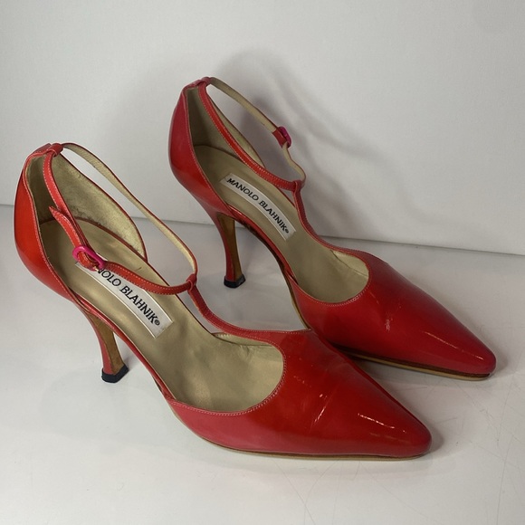 Manolo Blahnik Red Patent Leather T-Strap Heels VGUC Size 36 - Picture 3 of 15